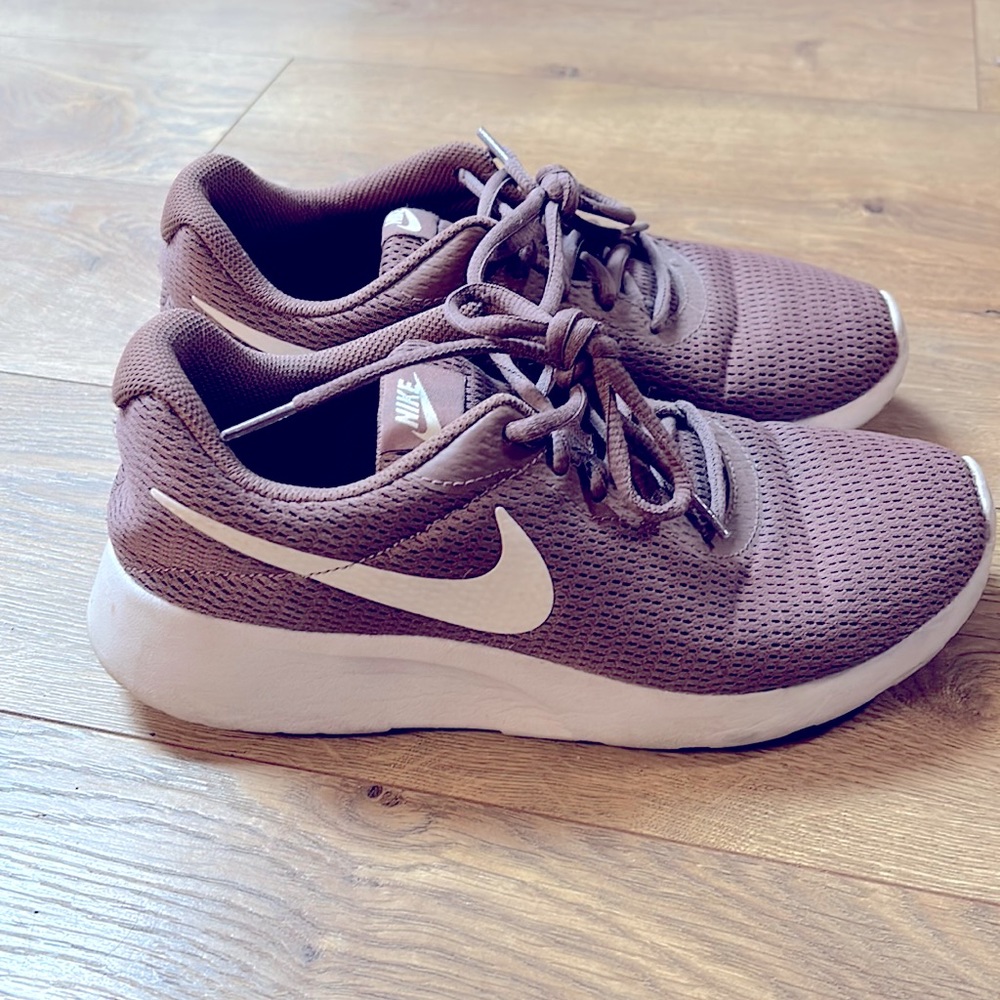 Mauve/White Nikes